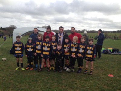 Worthing's under 9's rugby team, along with the Mayor of Worthing & Andy & Donna Sparsis from Proto Restaurant Group.